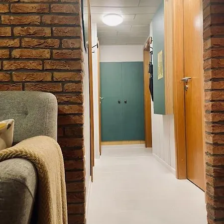 Hon70pj Kleines In *